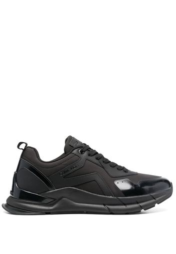 Calvin Klein debossed-logo detail sneakers - Schwarz