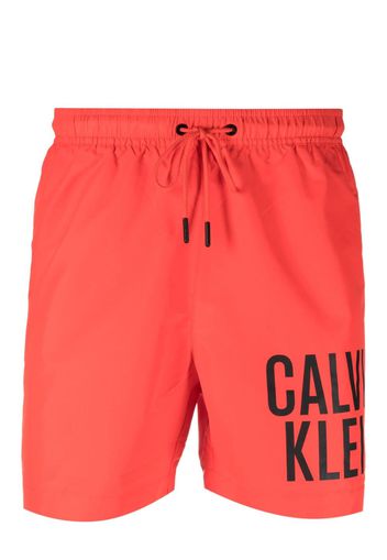 Calvin Klein contrasting logo-print swim shorts - Rot