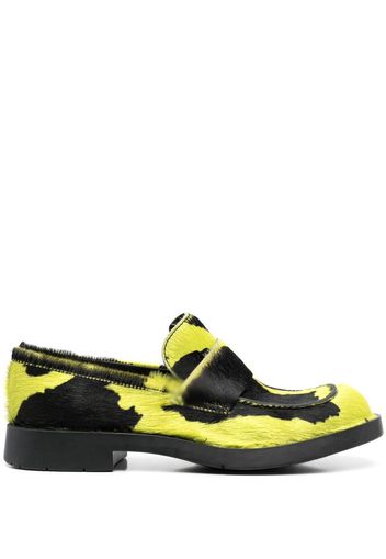 CamperLab Loafer mit Animal-Print - Gelb