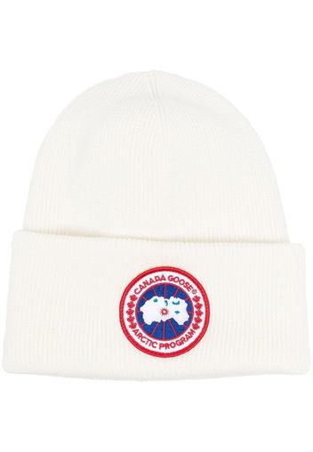 Canada Goose logo-patch wool beanie - Weiß