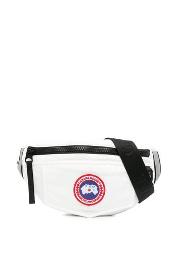 Canada Goose logo-patch belt bag - Weiß