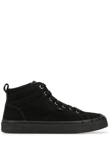 Cariuma 'OCA' Sneakers aus Wildleder - Schwarz