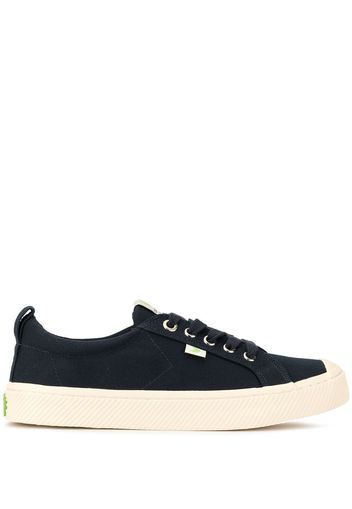 Cariuma 'OCA' Sneakers - Blau