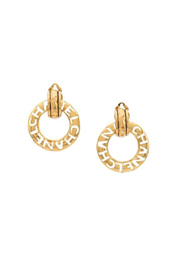 Chanel Pre-Owned 1980 Ohrclips mit Logo - Gold