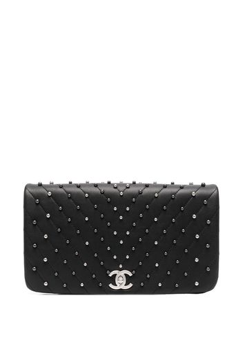 Chanel Pre-Owned 2019 Chevron studded Full Flap clutch - Schwarz