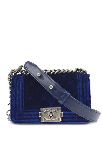 Chanel Pre-Owned 2013 Boy Chanel velvet shoulder bag - Blau