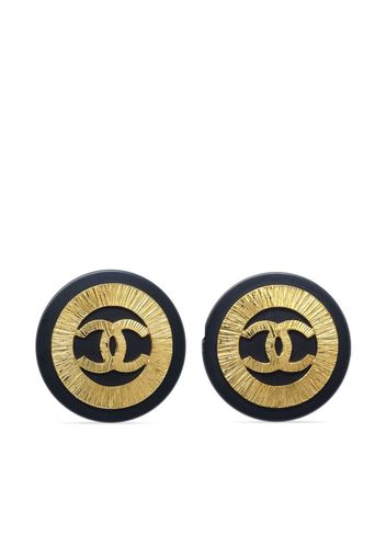 CHANEL Pre-Owned 1994 CC button clip-on earrings - Schwarz