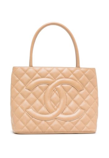 CHANEL Pre-Owned 2002 Medallion Shopper - Braun