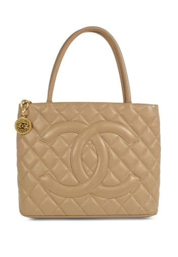 CHANEL Pre-Owned 2002 Medallion Shopper - Nude