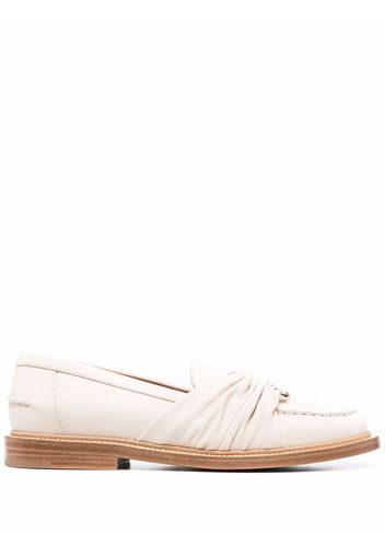 Chloé C-embellished leather loafers - Nude