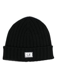 C.P. Company logo-patch wool beanie - Schwarz