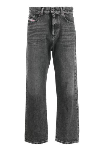 Diesel Gerade D-Air Jeans - Schwarz