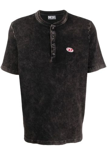 Diesel acid-washed shortsleeved henley shirt - Schwarz