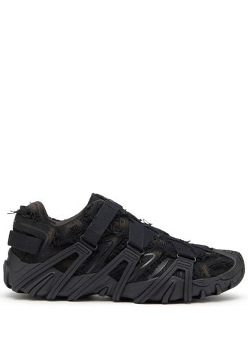 Diesel distressed-effect low-top sneakers - Schwarz