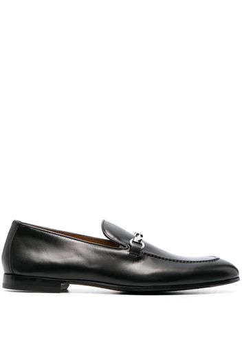 Doucal's almond-toe leather loafers - Schwarz