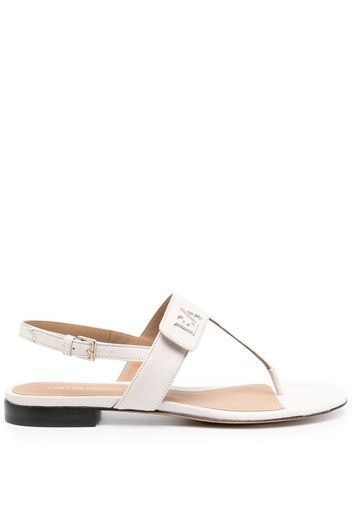 Emporio Armani logo-plaque leather sandals - Nude