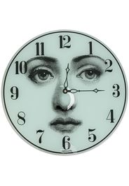 Fornasetti Uhr mit Gesicht-Motiv - Grau