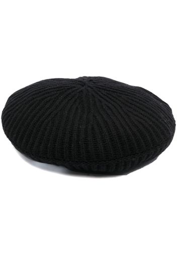 GANNI ribbed logo-patch beret - Schwarz