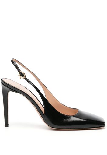 Gianvito Rossi 105mm patent-finish slingback pumps - Schwarz