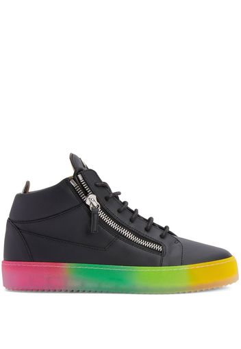 Giuseppe Zanotti Kriss Sneakers mit bunter Sohle - Schwarz