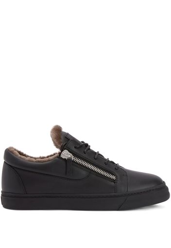 Giuseppe Zanotti shearling-trimmed leather sneakers - Schwarz