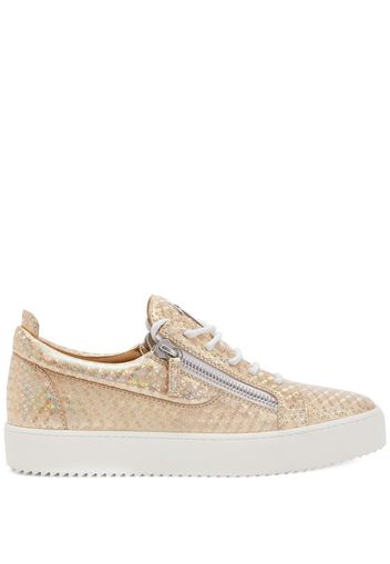 Giuseppe Zanotti Sneakers im Metallic-Look - Gold