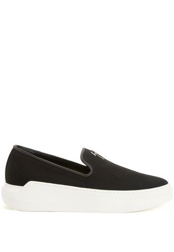 Giuseppe Zanotti Conley Sneakers mit Logo-Schild - Schwarz