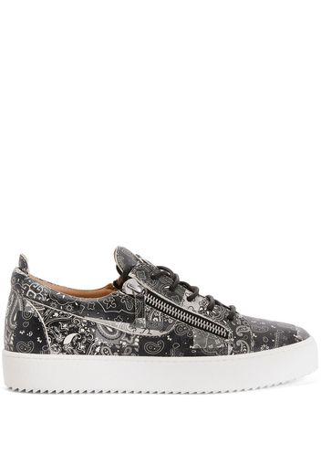 Giuseppe Zanotti Sneakers mit Paisleymuster - Schwarz