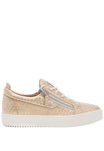 Giuseppe Zanotti Frankie Kaleido Sneakers im Metallic-Look - Nude