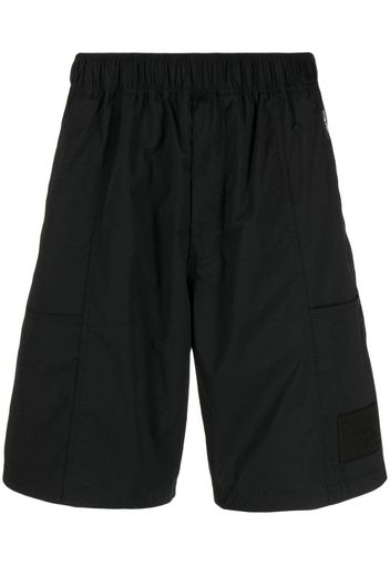 izzue logo-patch elasticated-waistband shorts - Schwarz