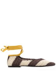 La DoubleJ Veneziana striped raffia ballerina shoes - Braun