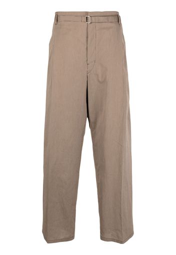 Lemaire stripe-pattern belted-waist trousers - Braun