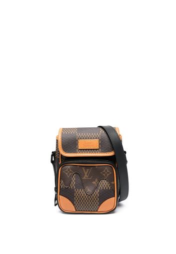 Louis Vuitton x Nigo 2020s pre-owned Nano Amzone Schultertasche - Braun