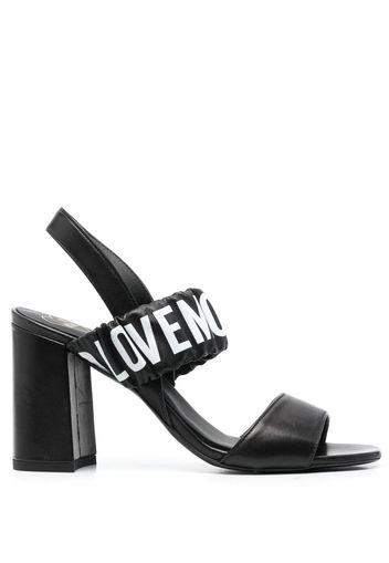 Love Moschino Slingback-Sandalen mit Logo-Print - Schwarz