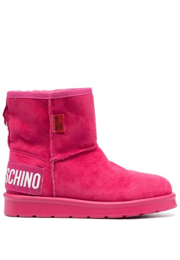 Love Moschino Stiefeletten mit Logo-Patch - Rosa