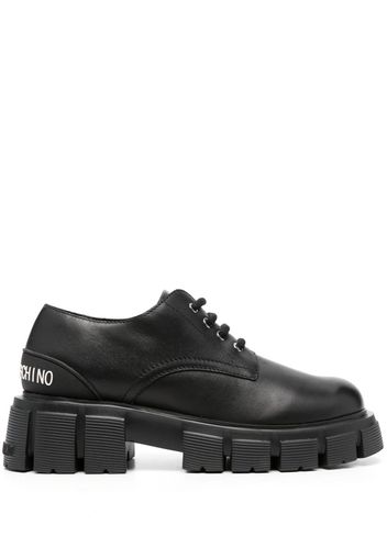 Love Moschino logo-raised detail leather Derby shoes - Schwarz