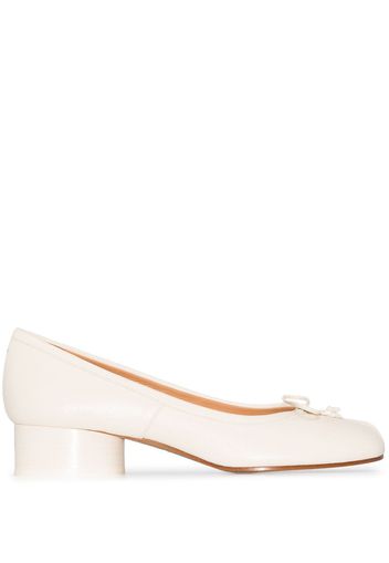 Maison Margiela 'Tabi' Pumps, 30mm - Weiß