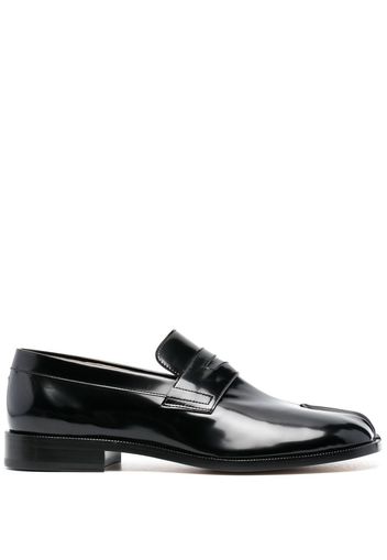 Maison Margiela Tabi patent leather mocassins - Schwarz