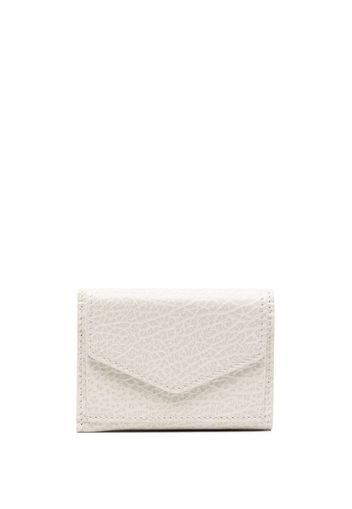 Maison Margiela four-stich tri-fold leather wallet - Nude