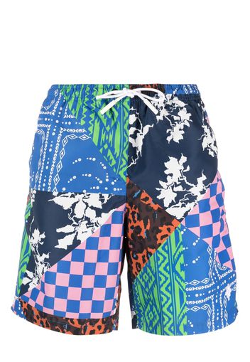 Marcelo Burlon County of Milan patchwork-print swim shorts - Blau