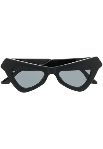 Marni Eyewear Fairy Pool triangular-frame sunglasses - Schwarz