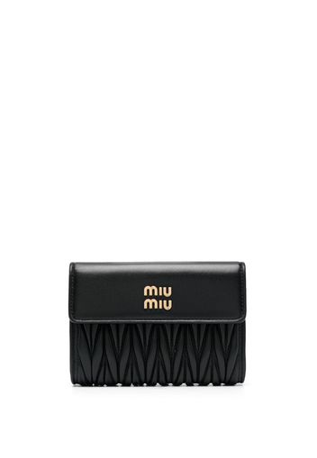 Miu Miu logo-lettering matelassé wallet - Schwarz