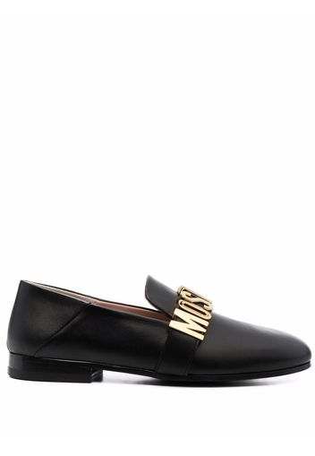 Moschino logo plaque almond-toe loafers - Schwarz