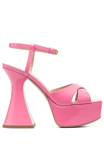 Moschino patent leather platform sandals - Rosa