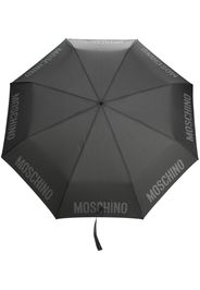 Moschino logo-trim umbrella - Grau