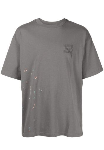 Musium Div. paint-splatter-detail cotton T-shirt - Grau