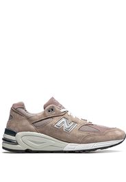 New Balance x Kith 990v2 Sneakers - Rosa