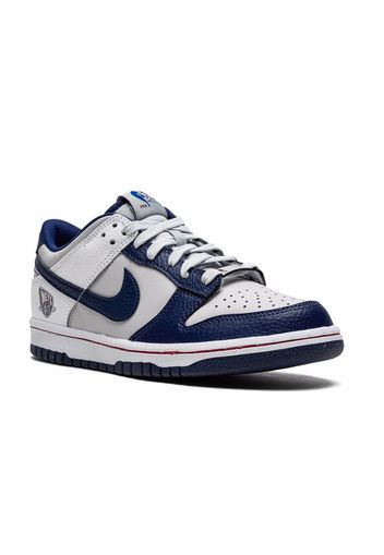 Nike Kids Dunk Low sneakers "NBA 75th Anniversary Brooklyn Nets" - Grau