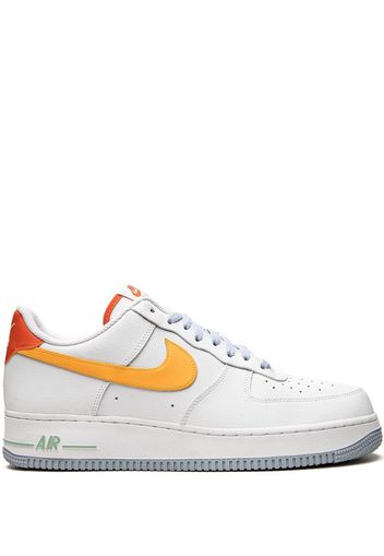 Nike Air Force 1 '07 LV8 low-top sneakers - White/Electro Orange