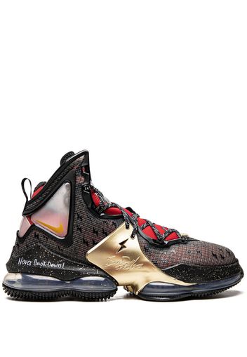 Nike LeBron 19 Sneakers Doernbecher 2022 - Schwarz